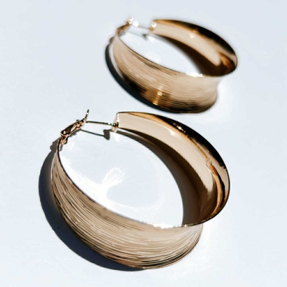 Textured hoop earrings A140 - Picture 2 of 4